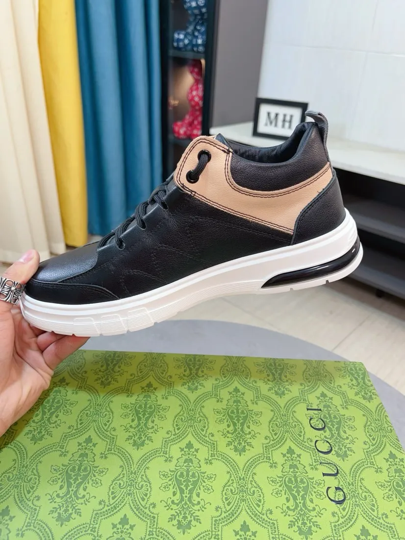 Men's shoes 💰440🌹🌹GUCCI [Gucci] New high-end brand of men's shoes, the latest fashionable casual men's shoes, trendy and versatile style, relaxed and sporty style, uppers imported from Italy, first-layer cowhide, genuine leather lining and ultra-fine workmanship. Original personalized fashionable rubber wear-resistant outsole, light and comfortable on the foot, size 38-44